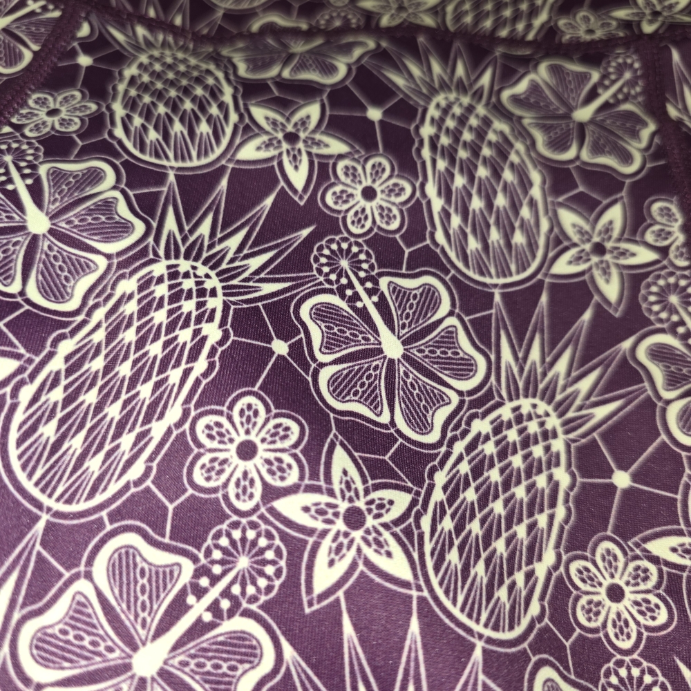 Feed Me Fight Me Tiki Print Leggings - Picture 6 of 6